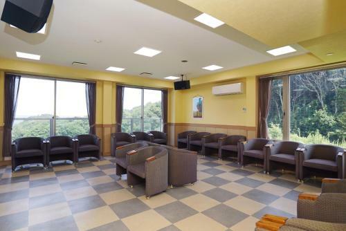 Aparthotel Tobi Hostel And Apartments
