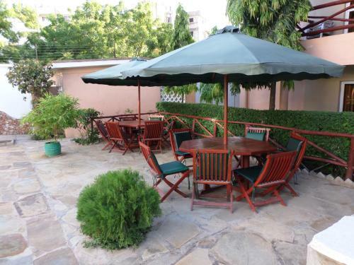 Hotel Pinebreeze Holiday Resort