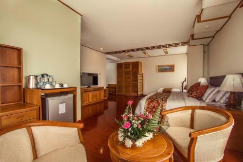 Sakura Princess Hotel