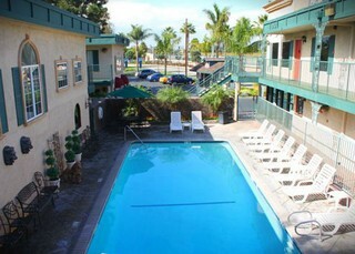 Hotel Home2suites By Hilton Anaheim Resort, Ca