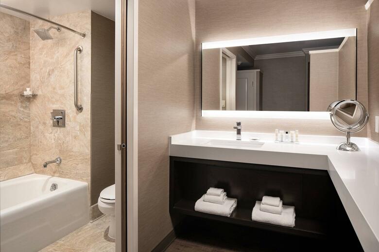 Hotel Monterey Marriott