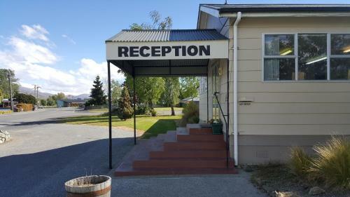 High Country Lodge, Motels & Backpackers