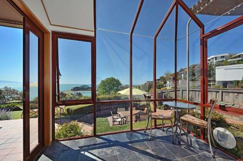 Cliff-top Holiday Home