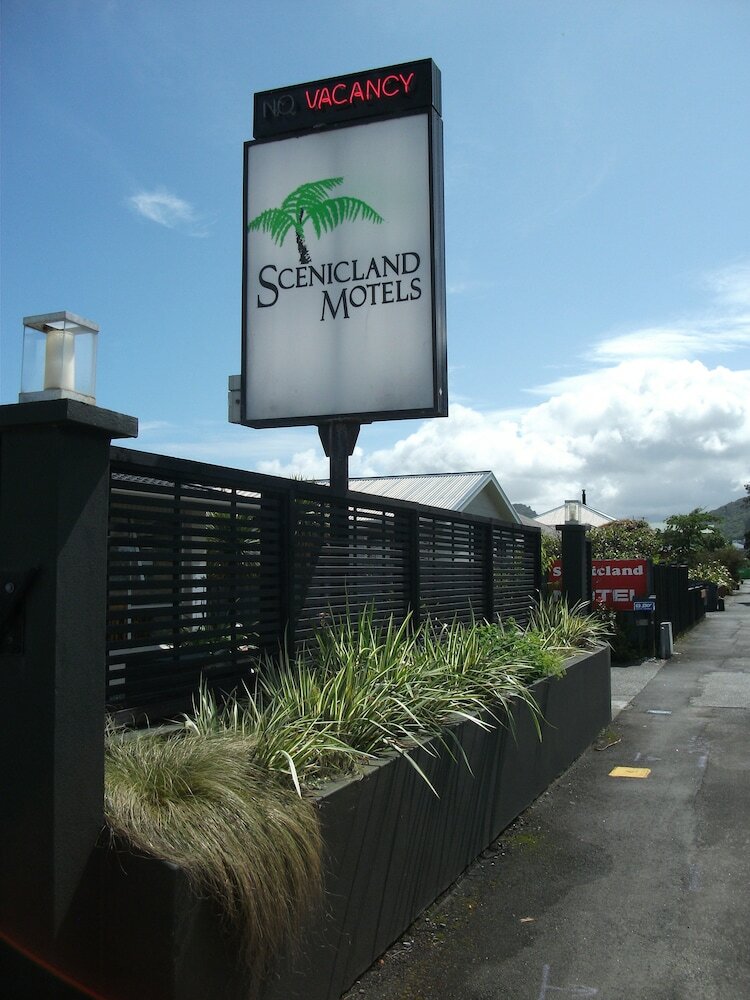 Scenicland Motels