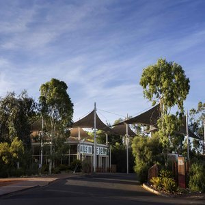 Hotel Sails In The Desert