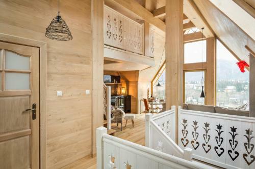 Domki Karpiel�wka Luxury Chalet