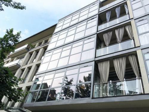 Luxury Apartments Mondrian Old Town