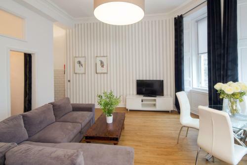 Aparthotel Edinburgh Castle Apartments