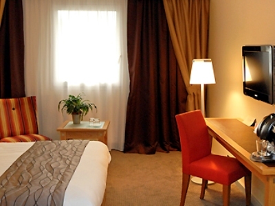 Hotel Mercure Caen Centre Port De Plaisance