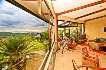 Hotel Monta�a Monteverde