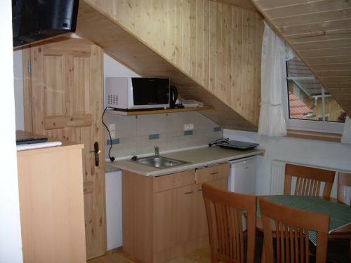 Hostal Penzion U He?m�nk? Volary