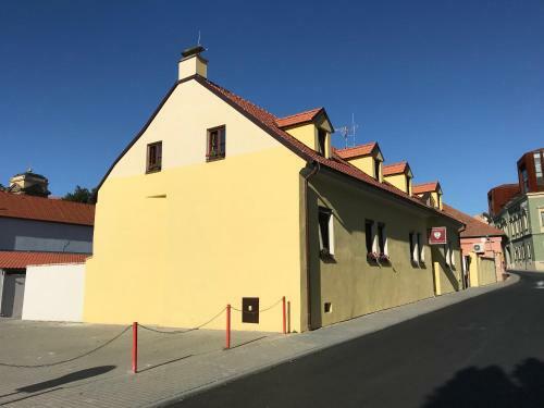 Hostal Garni Pension U Svat�ho Urbana