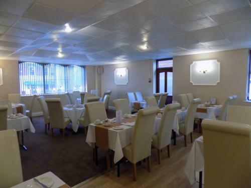 Hostal The Beechfield Hotel