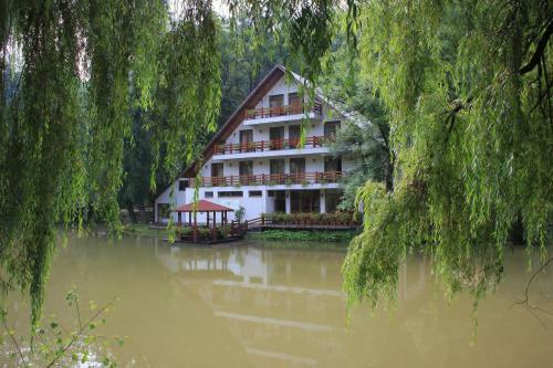 Hostal Guest House Lacul Linistit