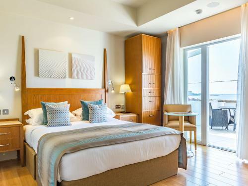 L?horizon Beach Hotel & Spa