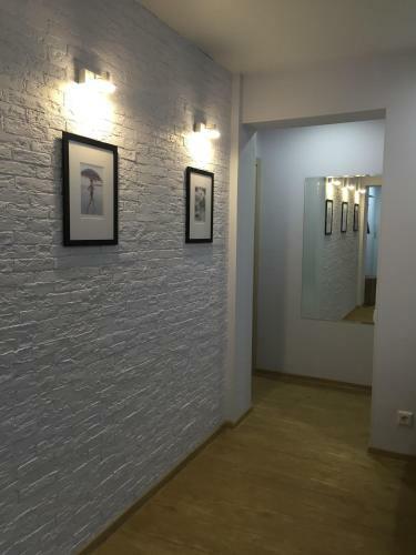 Metro Krasny Prospekt Apartment