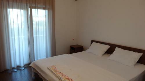 Hostal Vila Calypso Costinesti
