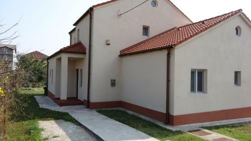 Hostal Vila Calypso Costinesti