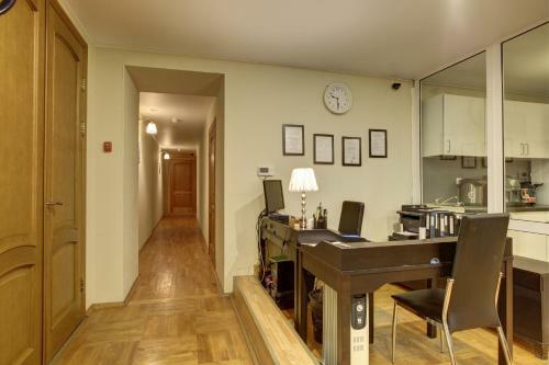 Hotel House Of Ruehl