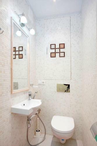 Feelathome Apartments - Nevsky