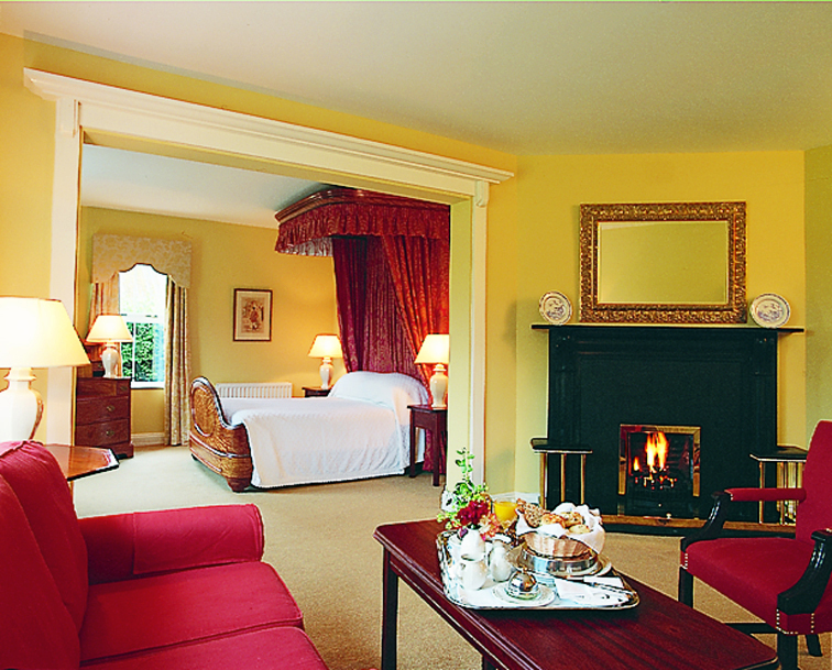 Dunraven Arms Hotel