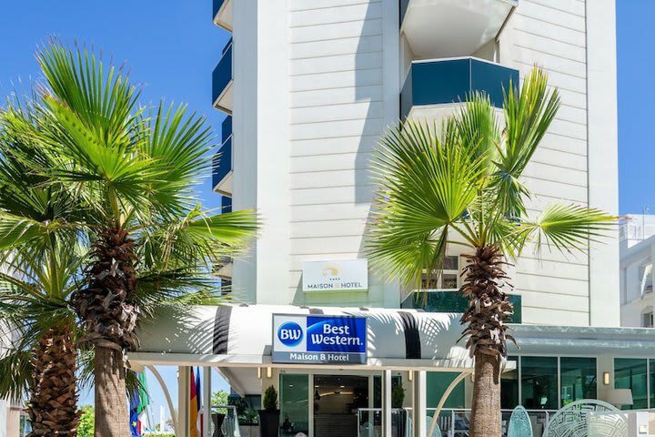 Best Western Maison B Hotel