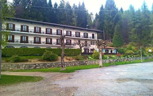 Hotel Madonna Di Luciago