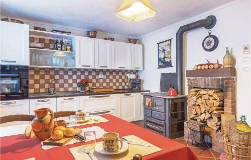 Three-bedroom Holiday Home In Bene Vagienna Cn
