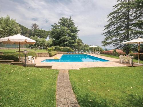 Seven-bedroom Holiday Home In Bracciano Rm