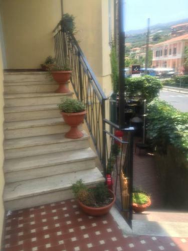 Hostal Affitta Camere Da Lalla