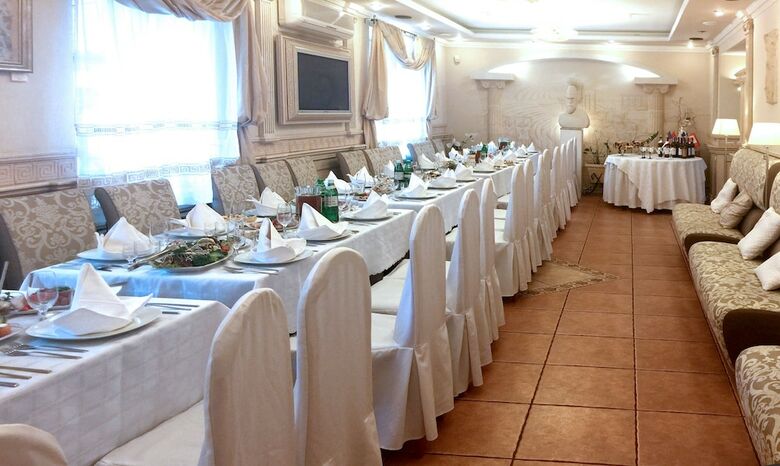 Eney Hotel