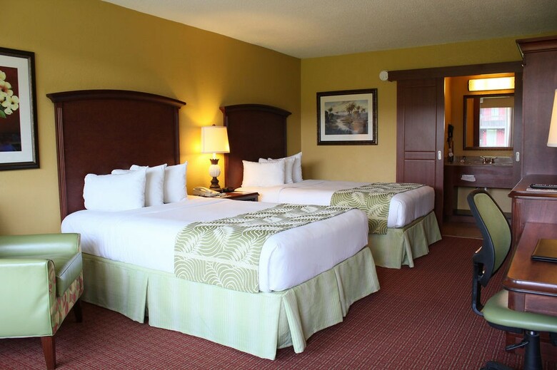 Hotel Rosen Inn International