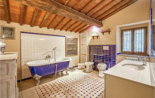 Holiday Home Viola-piscina
