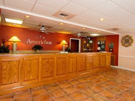 Americinn Hotel & Suites