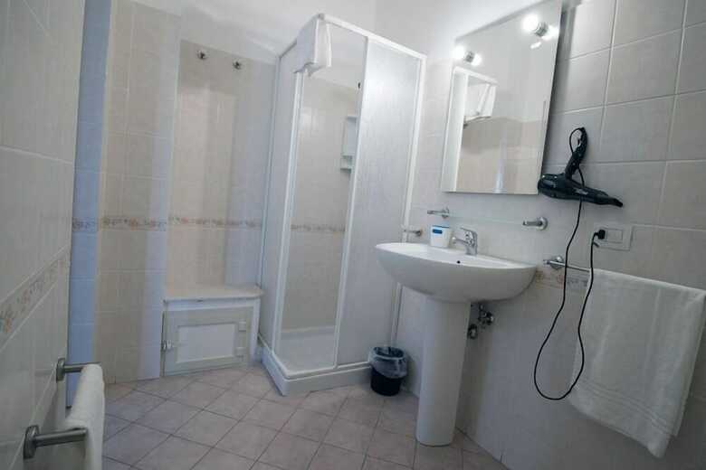 Hostal B&B Orchidea