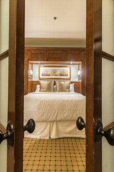 Chateau Beauvallon Hotel