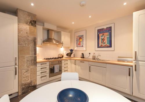 Apartamento Edmonstone Suite Old Town