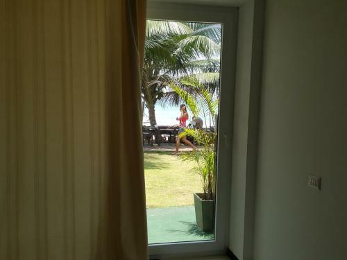 Hostal The Den Guest House