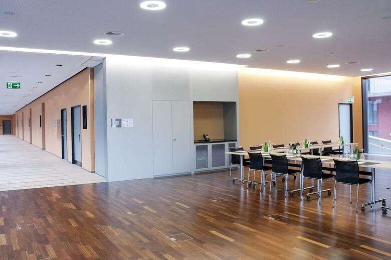 Hotel Holiday Inn Zurich Messe