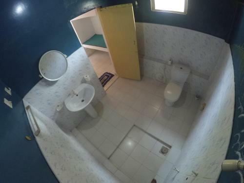 Hostal Surfing Beach Guest House