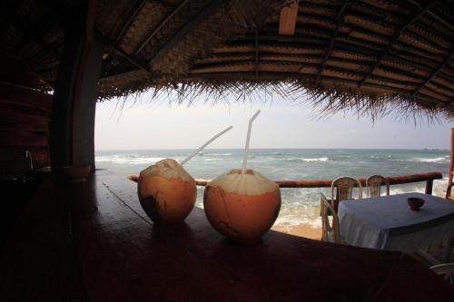 Hostal Surfing Beach Guest House