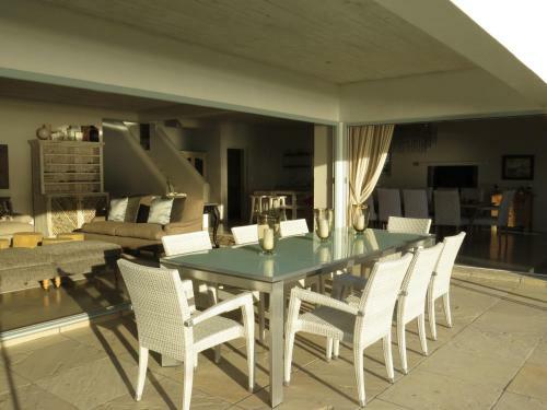 Le Chaim House