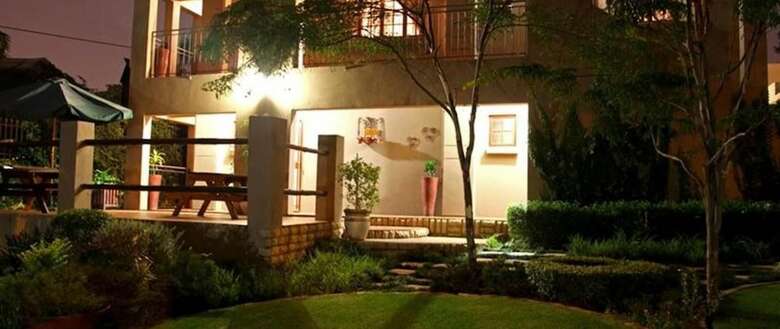 Hostal East View Guesthouse