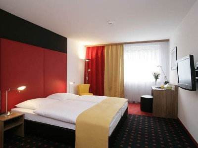Senator Hotel
