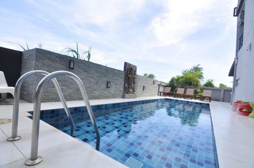 Hotel Zen Rooms Kingkaew 45