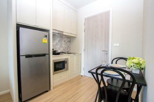Apartamentos Dlux Condominium Phuket
