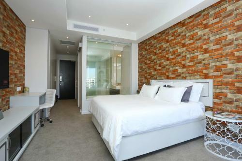 Apartamento Sandton Skye Unit 702