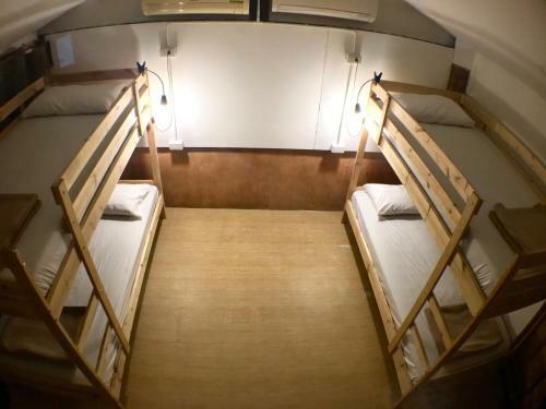Jao Hostel & Cafe