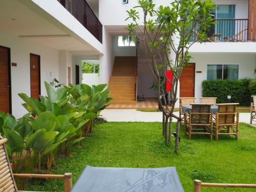 Crystal Lamai Hotel