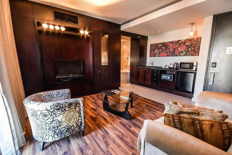 Hotel Protea Colosseum